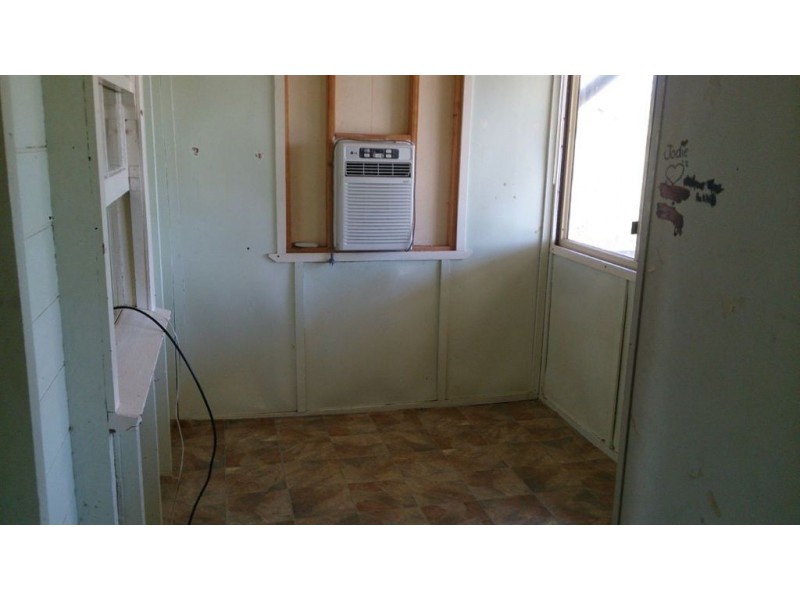 15 Dobbs St, Mount Morgan QLD 4714