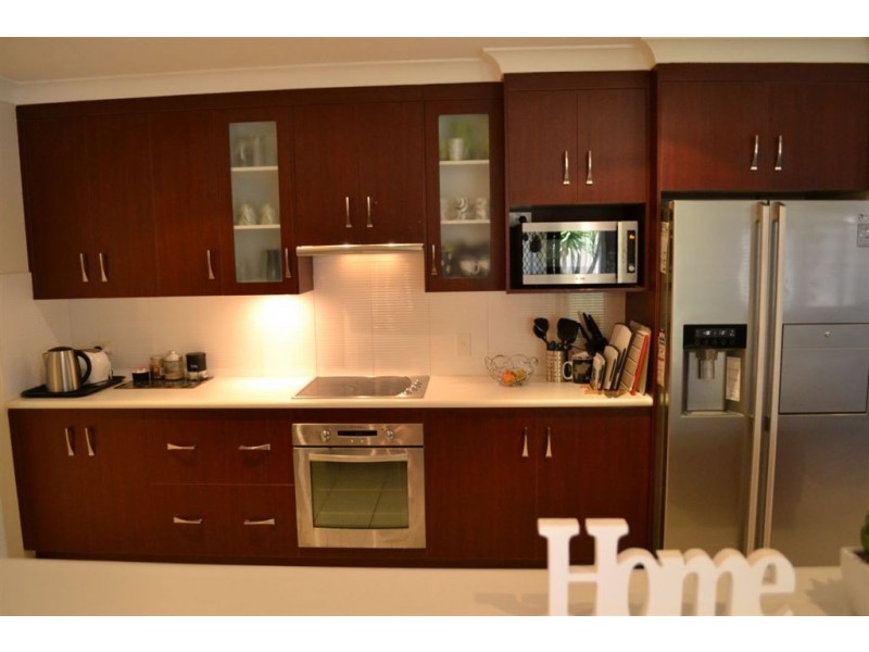 19 POINCIANA PLACE, Gracemere QLD 4702