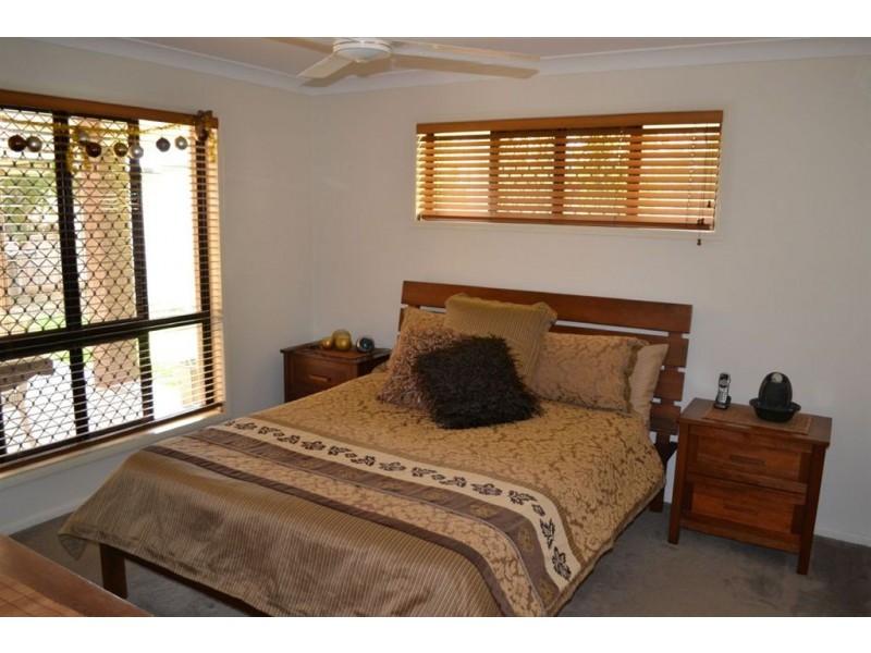 19 POINCIANA PLACE, Gracemere QLD 4702