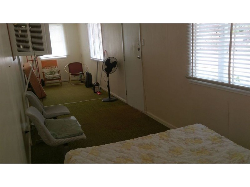 51 Gordon St, Mount Morgan QLD 4714
