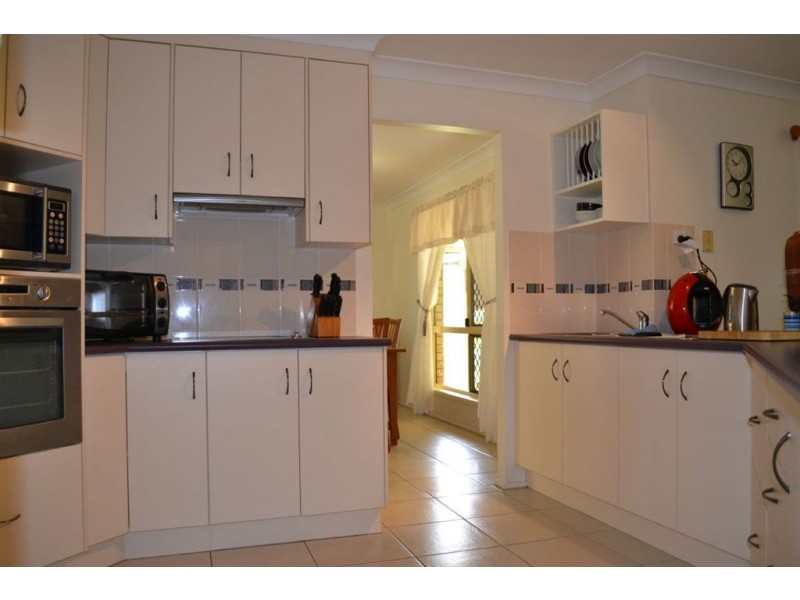 6 MIMOSA COURT, Gracemere QLD 4702