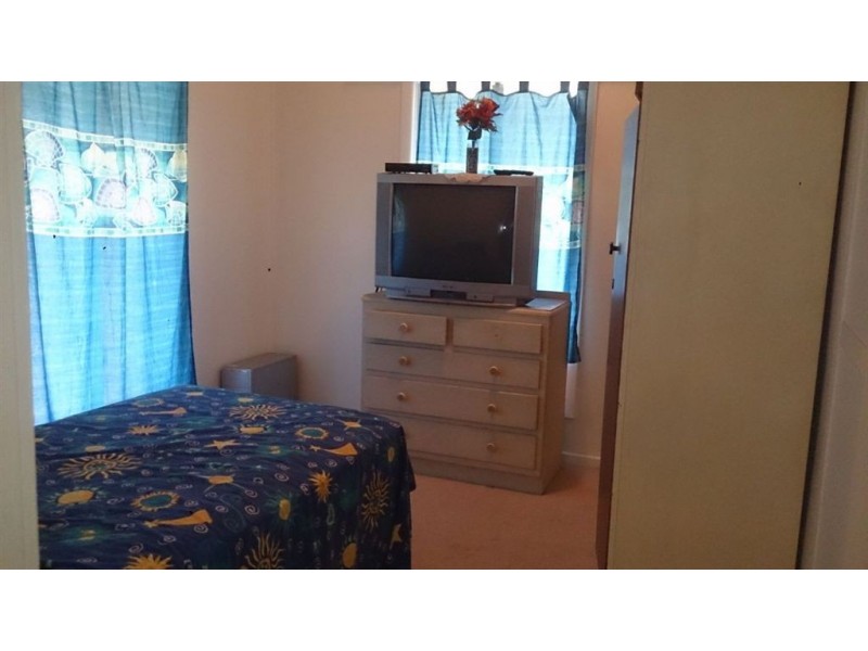 38 Gordon Street, Mount Morgan QLD 4714