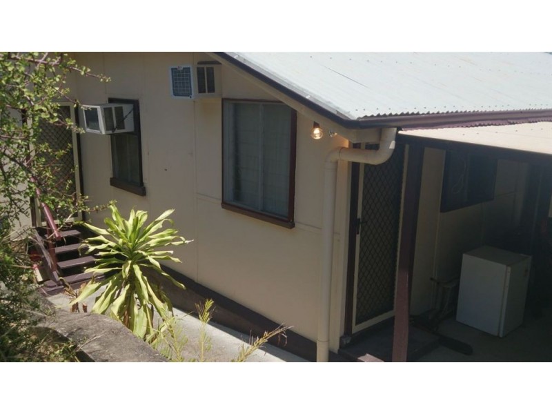 38 Gordon Street, Mount Morgan QLD 4714