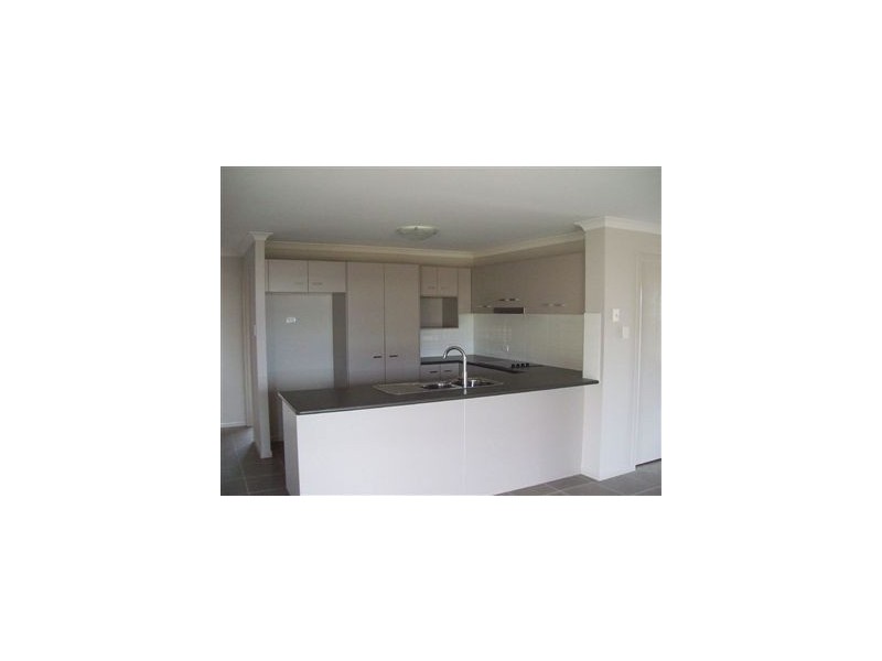 63 Burke and Wills Drive, Gracemere QLD 4702