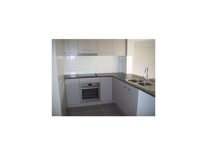 63 Burke and Wills Drive, Gracemere QLD 4702