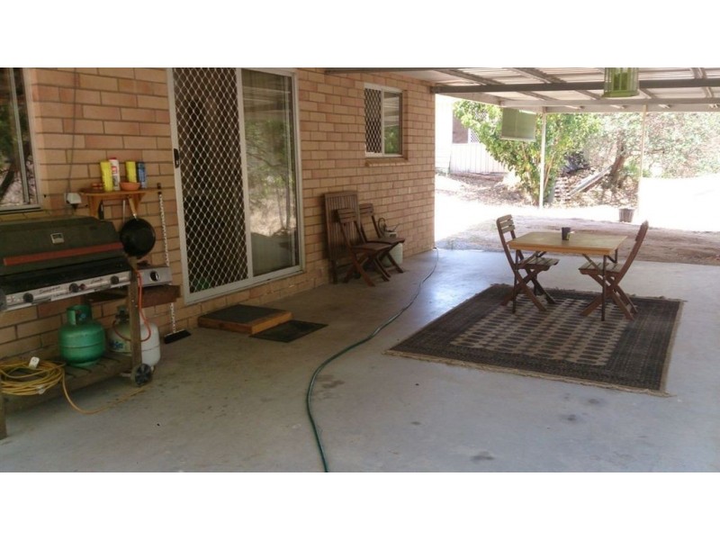 14 High Street, Mount Morgan QLD 4714