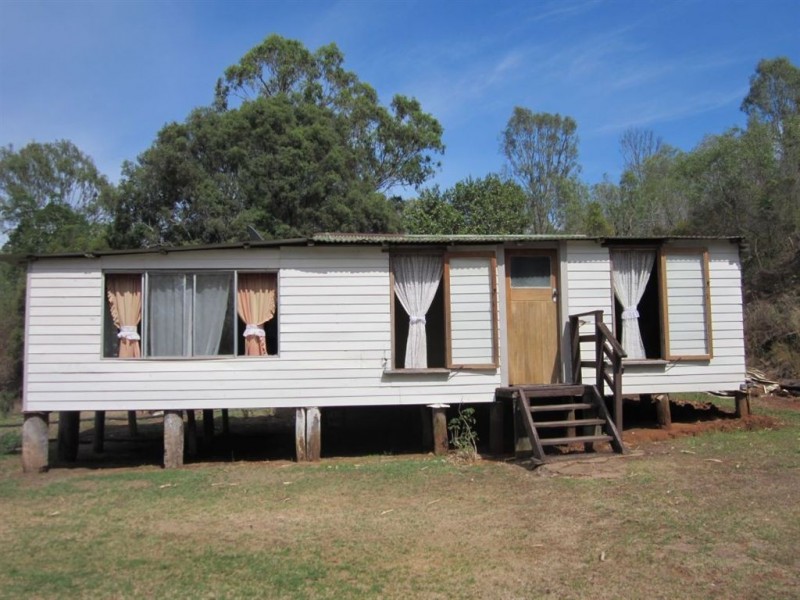 14 Crossley Street, Mount Morgan QLD 4714