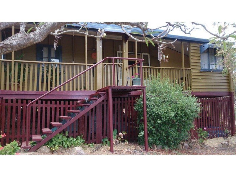 41 East Street, Mount Morgan QLD 4714