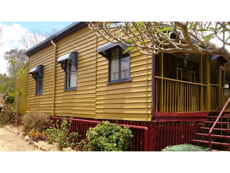 41 East Street, Mount Morgan QLD 4714