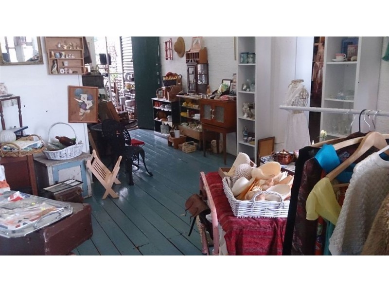 113-117 East Street, Mount Morgan QLD 4714