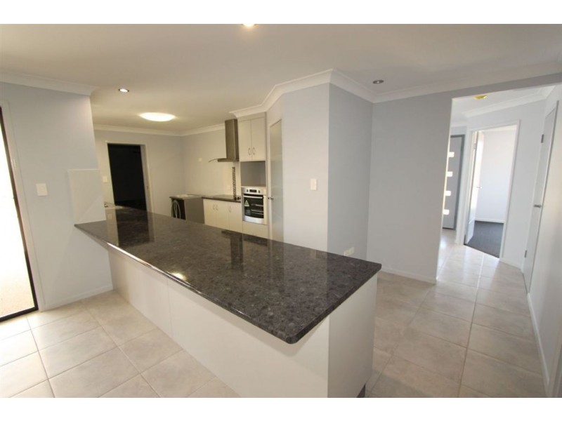 9 Florence Circuit, Taroomball QLD 4703