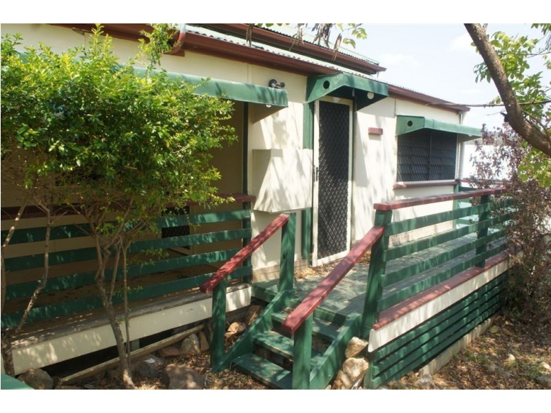 24 Dee St, Mount Morgan QLD 4714