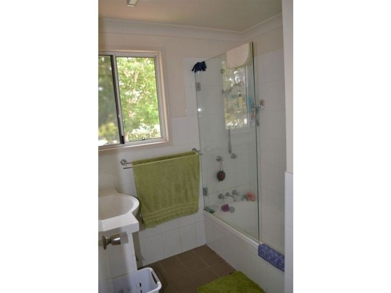22 Buxton Drive, Gracemere QLD 4702