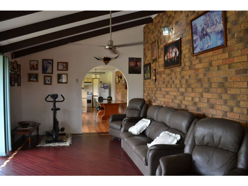 23 Brooks Street, Gracemere QLD 4702