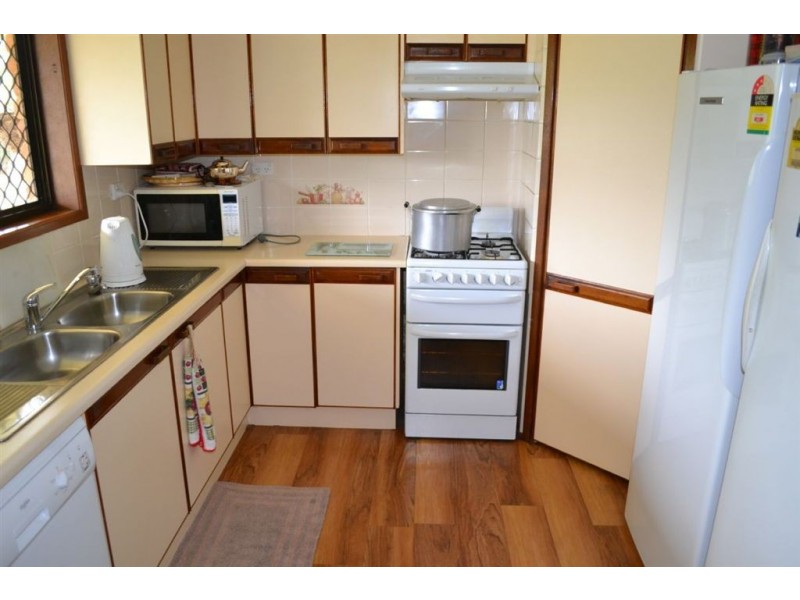 23 Brooks Street, Gracemere QLD 4702