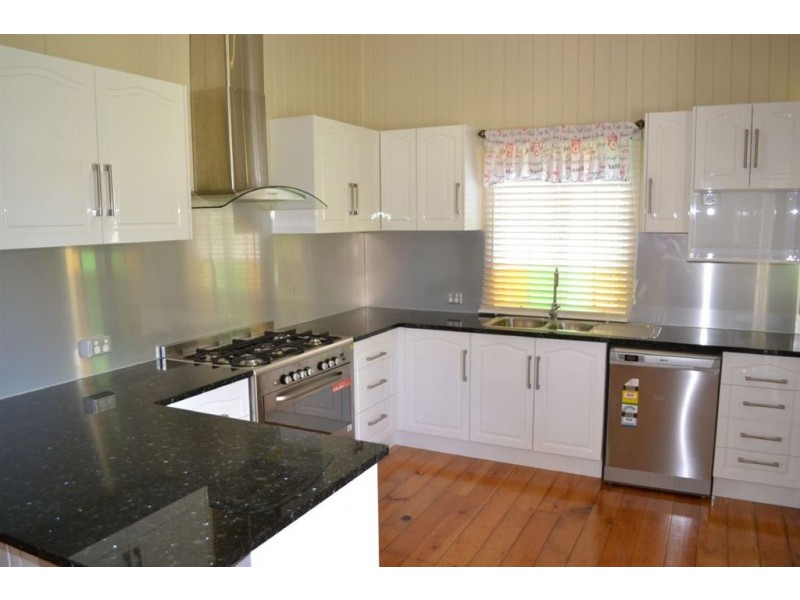 306 Nine Mile Road, Alton Downs QLD 4702