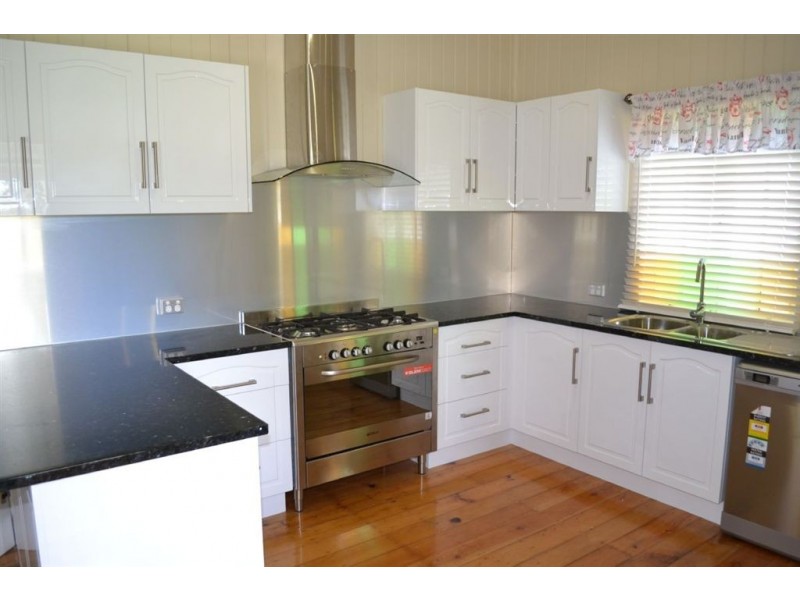 306 Nine Mile Road, Alton Downs QLD 4702