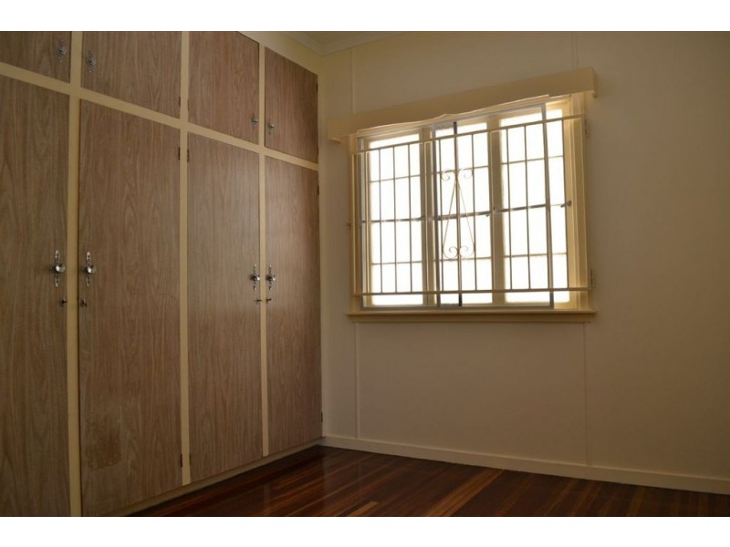 193 High Street, Berserker QLD 4701