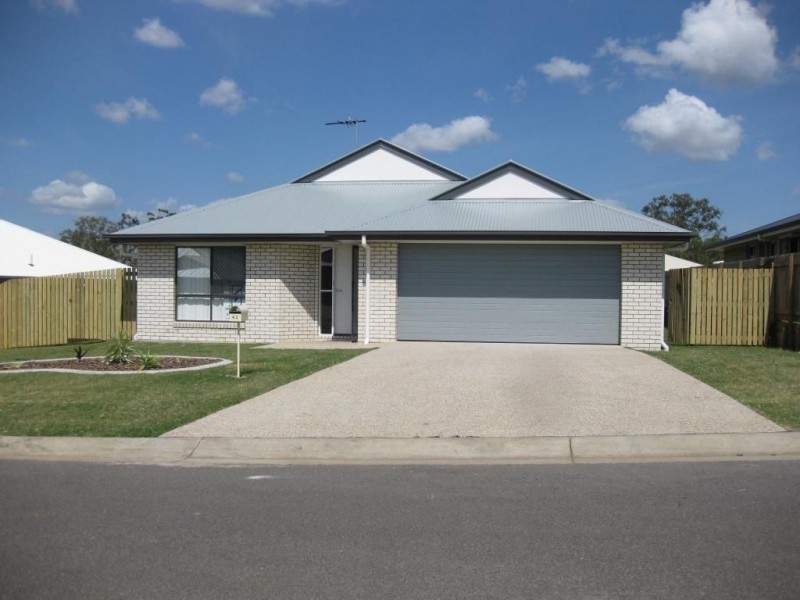 43 Riley Drive, Gracemere QLD 4702