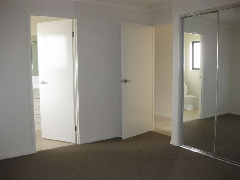 43 Riley Drive, Gracemere QLD 4702