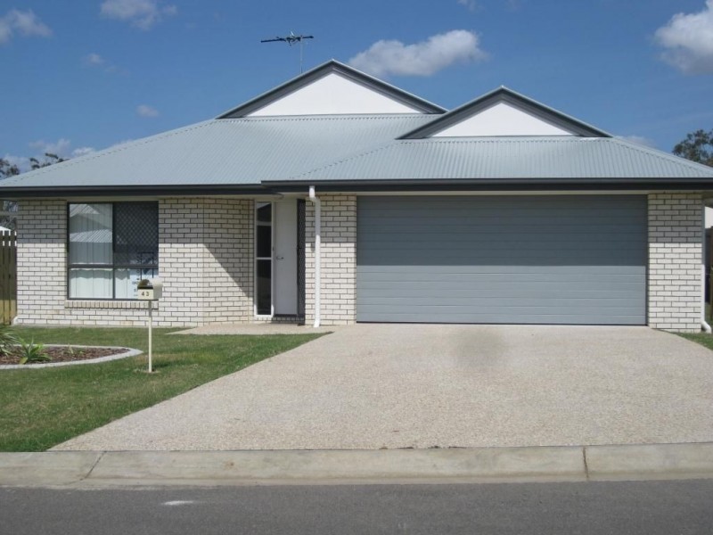 43 Riley Drive, Gracemere QLD 4702
