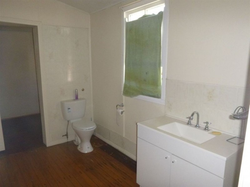 79 River Street, Mount Morgan QLD 4714