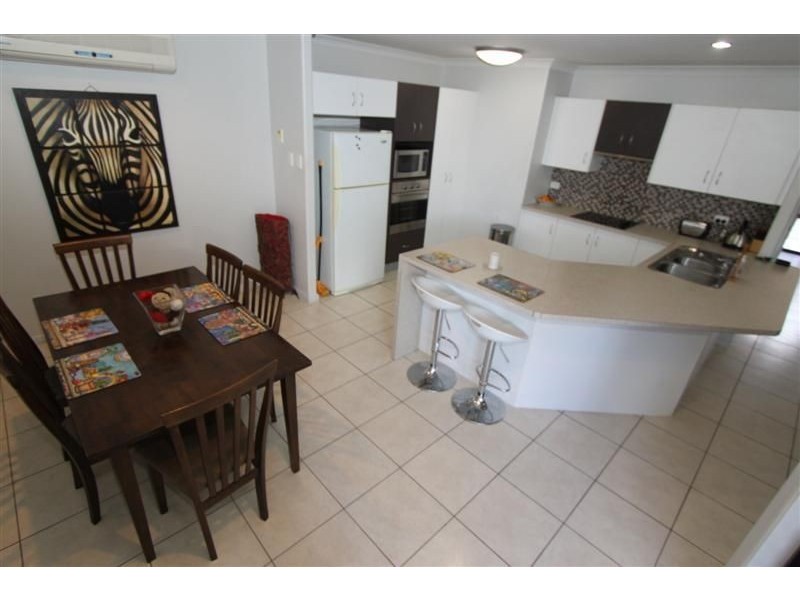 1/269 Richardson Road, Kawana QLD 4701