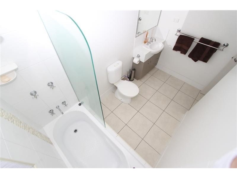 1/269 Richardson Road, Kawana QLD 4701