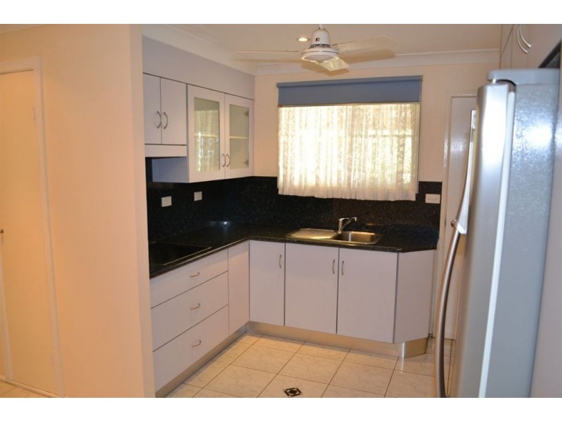 2 Arlott Street, Gracemere QLD 4702
