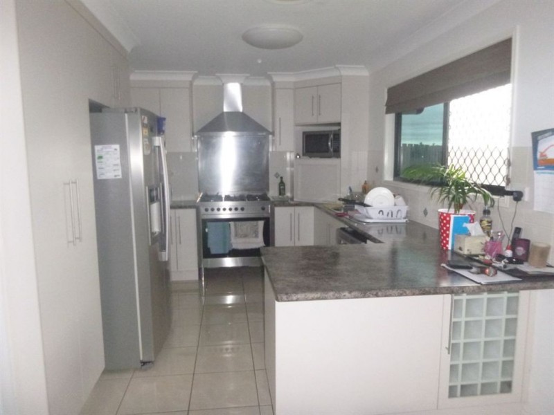 10 Wheeler Avenue, Gracemere QLD 4702
