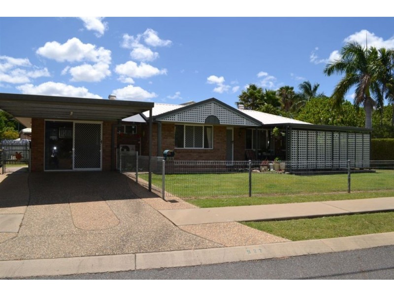 927 NORMAN ROAD, Parkhurst QLD 4702