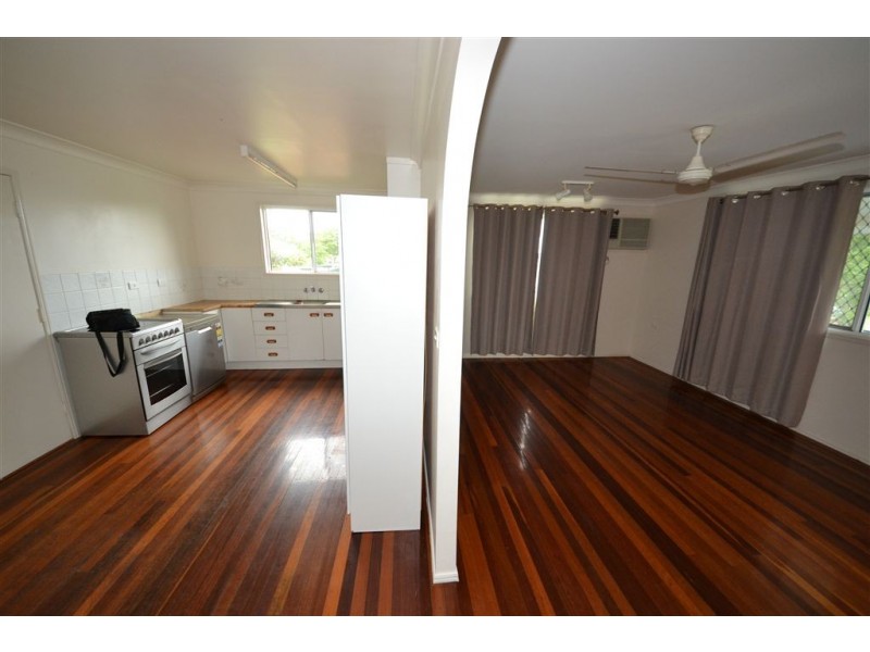 22 BUXTON DRIVE, Gracemere QLD 4702