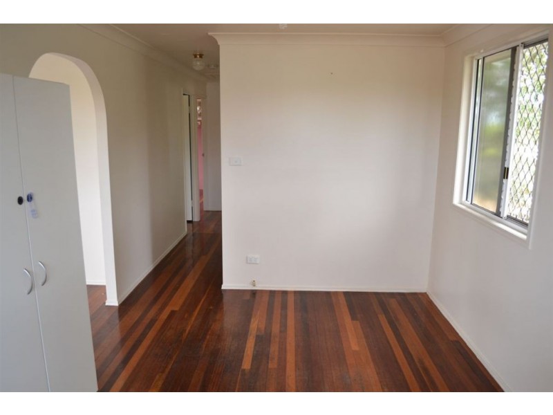 22 BUXTON DRIVE, Gracemere QLD 4702
