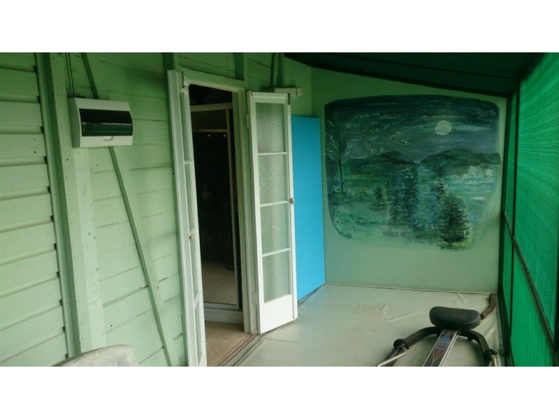 10 North Street, Mount Morgan QLD 4714