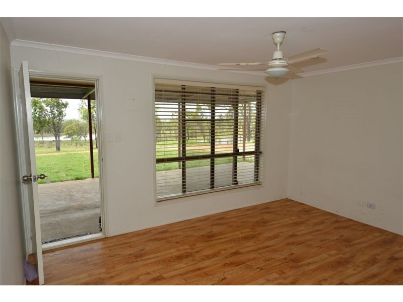 101 Bond Road, Alton Downs QLD 4702