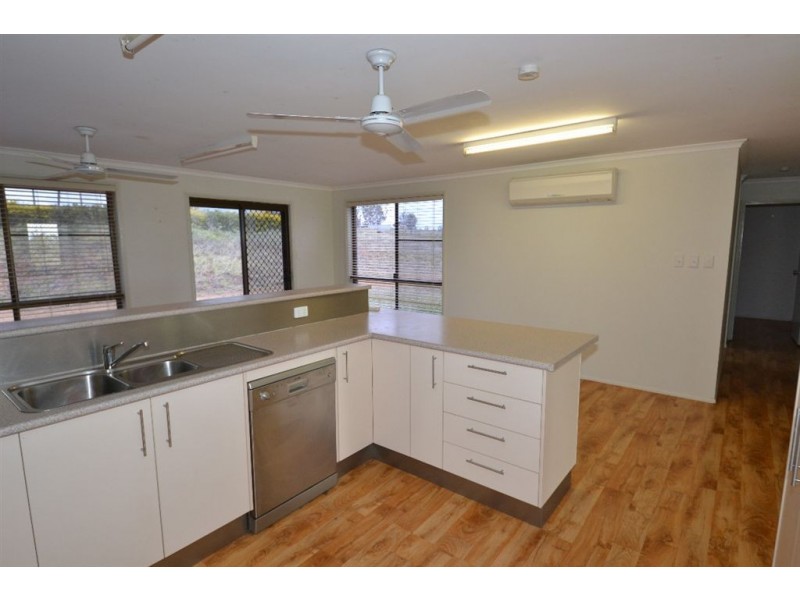101 Bond Road, Alton Downs QLD 4702