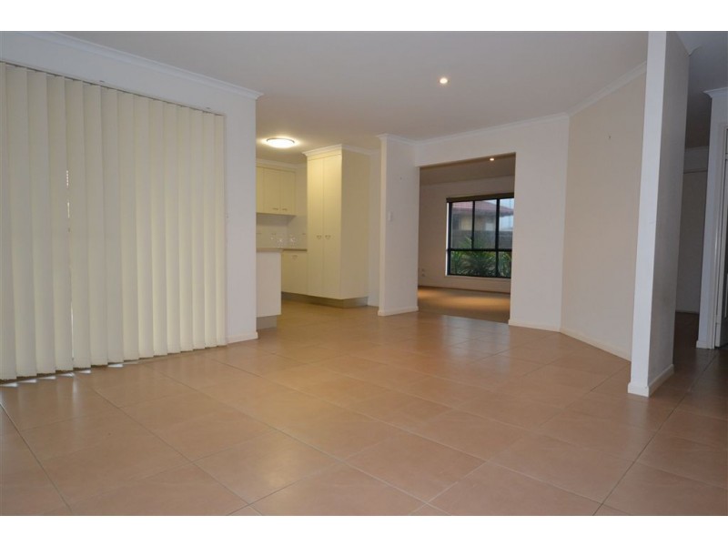 28 Jamie Crescent, Gracemere QLD 4702