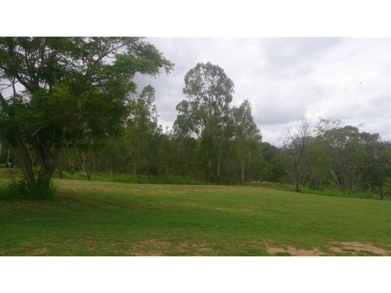 2 School Street, Mount Morgan QLD 4714
