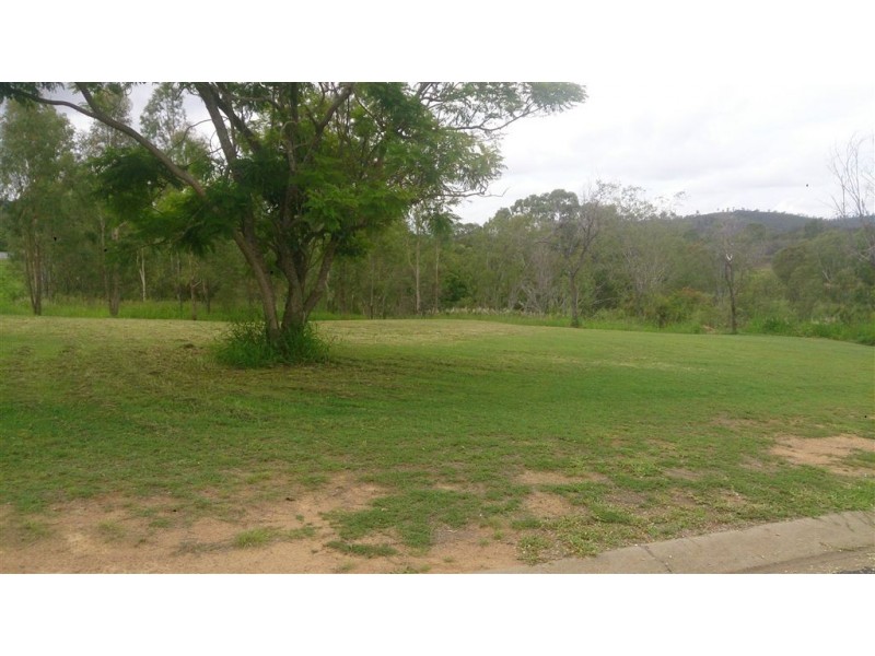 2 School Street, Mount Morgan QLD 4714