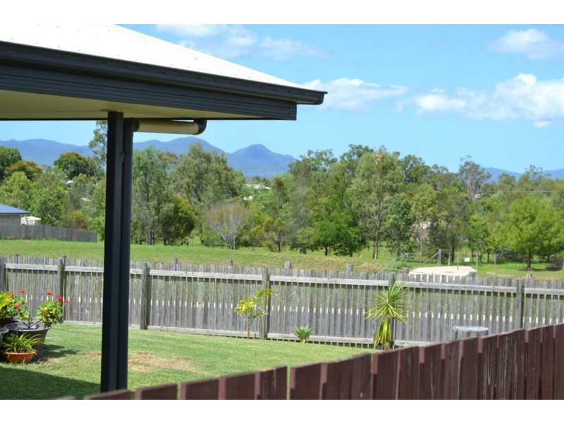 2 Woodgate Court, Gracemere QLD 4702