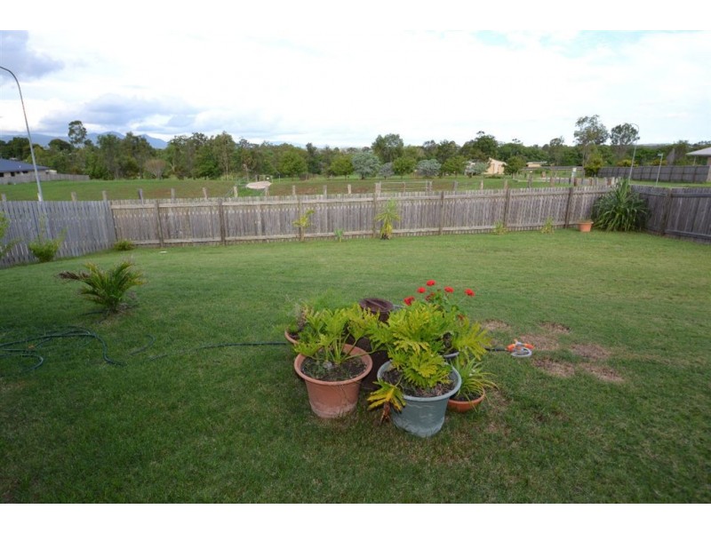 2 Woodgate Court, Gracemere QLD 4702