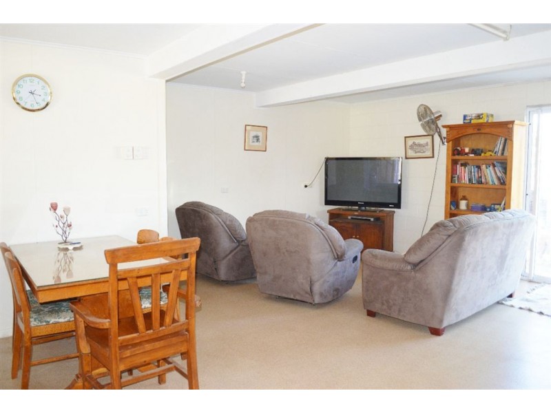 65 Douglas Street, Gracemere QLD 4702