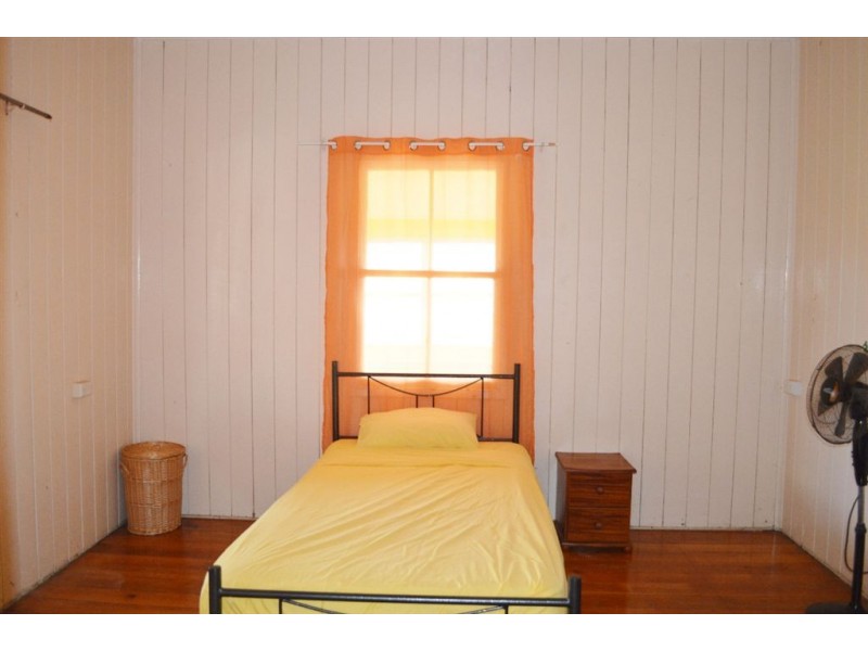 65 Douglas Street, Gracemere QLD 4702
