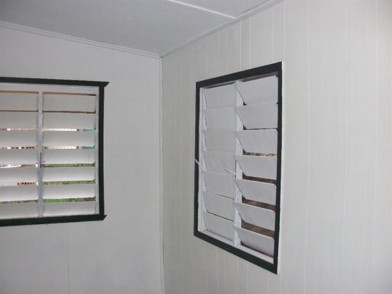 31 Crown St, Mount Morgan QLD 4714