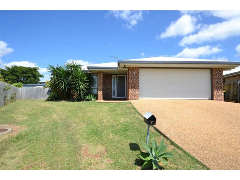 7 Isabel Court, Gracemere QLD 4702
