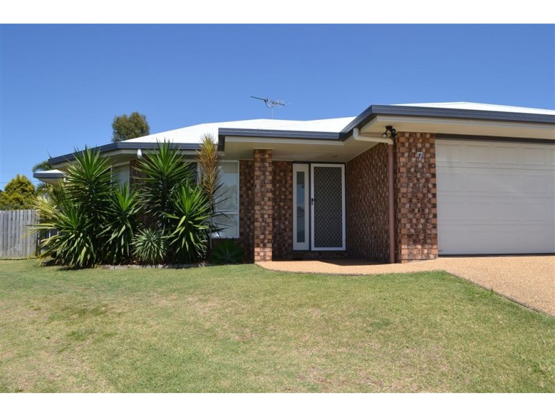 7 Isabel Court, Gracemere QLD 4702