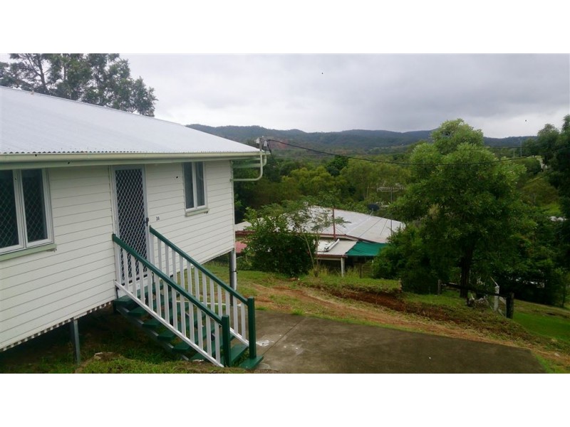 26 West Street, Mount Morgan QLD 4714