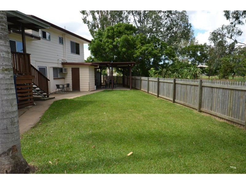 13 Barker Street, Kawana QLD 4701