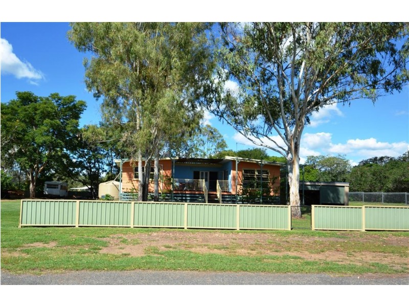 23 Moonmera Street, Kabra QLD 4702