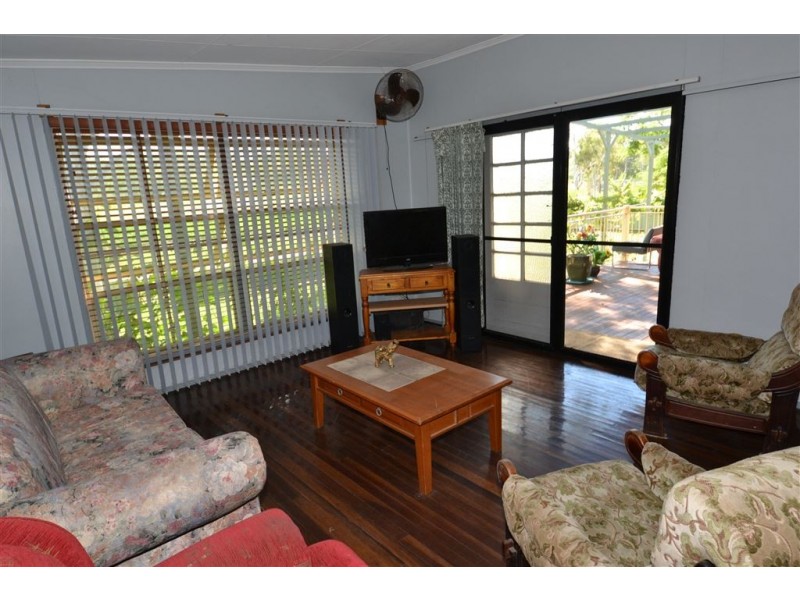 23 Moonmera Street, Kabra QLD 4702